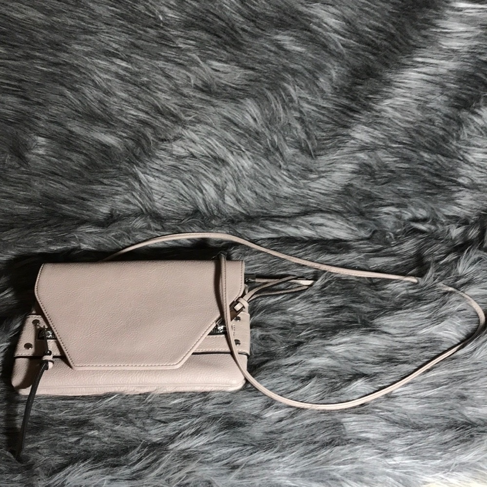 Express Nude Crossbody Bag!!